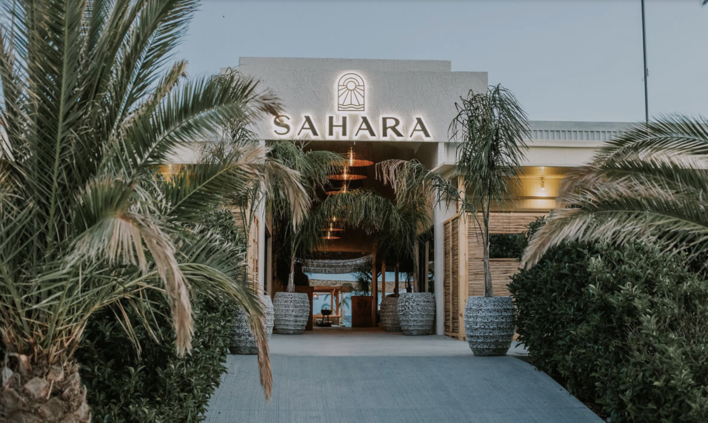 הכניסה ל-Sahara Beach